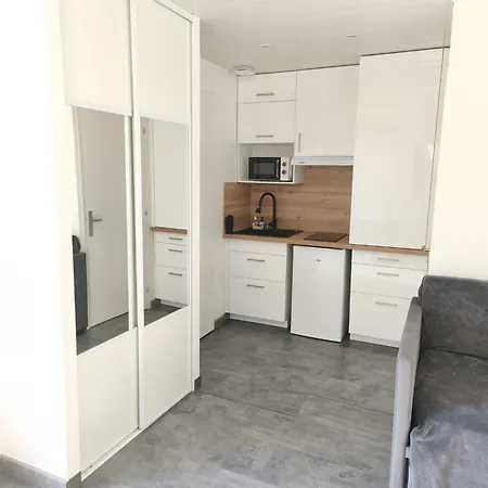 Privatif Avec Terrasse Et Parking Apartamento *